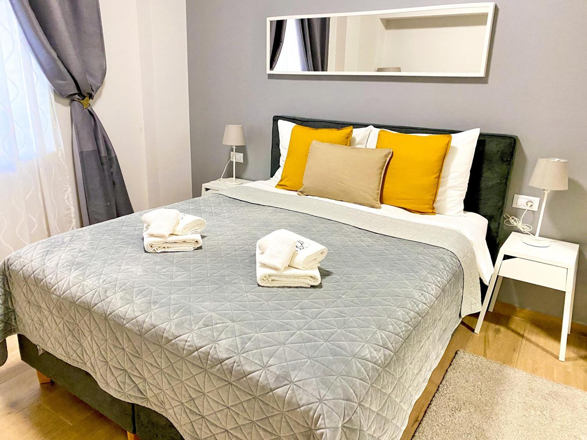 D&A City Center Apartments With Free Parking Pula Exterior foto