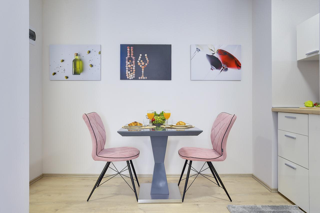 D&A City Center Apartments With Free Parking Pula Exterior foto