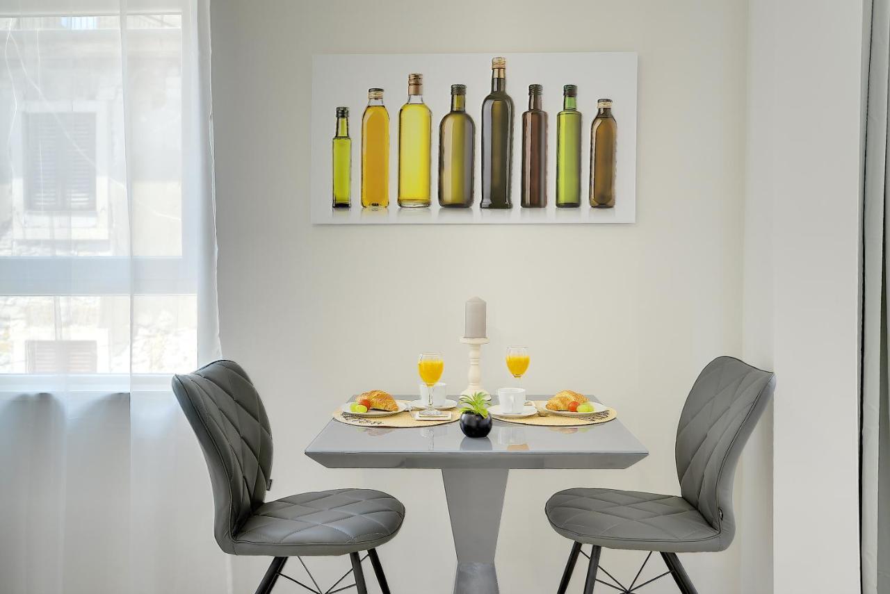 D&A City Center Apartments With Free Parking Pula Exterior foto